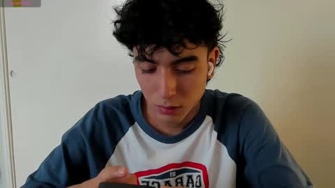 Snapshot of salvatore_montt chatting on 8, 3, 2025 salvatore_montt online show from 8, 3, 2025