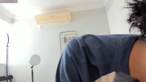 Snapshot of salvatore_montt chatting on 9, 3, 2025 salvatore_montt online show from 9, 3, 2025