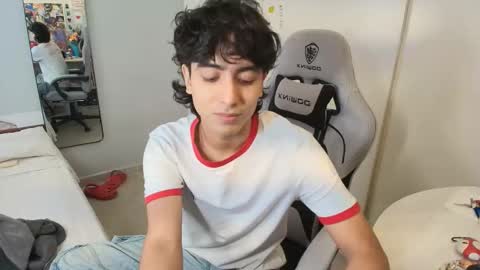 salvatore_montt online show from 2, 12, 2025