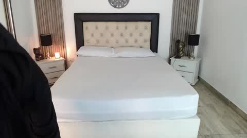 SAM MANSON online show from 23, 1, 2025