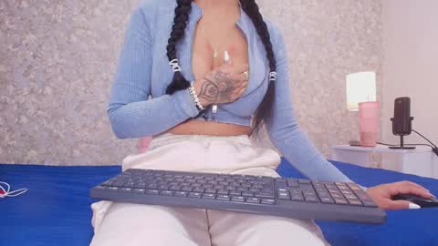 Snapshot of samanta_360 chatting on 4, 1, 2025 Samanta online show from 4, 1, 2025