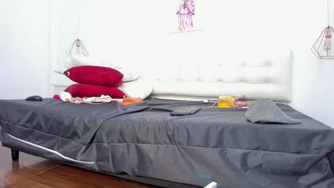 Snapshot of samanta_joness chatting on 19, 12, 2024 Sofia online show from 19, 12, 2024