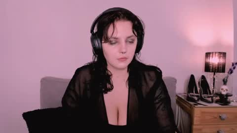Snapshot of samantaunforgettable chatting on 7, 7, 2026 samantaunforgettable online show from 7, 7, 2026