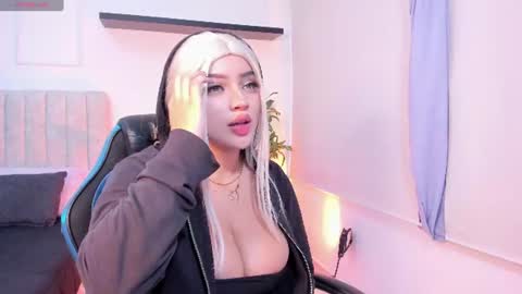 SAMANTHA online show from 15, 7, 2026