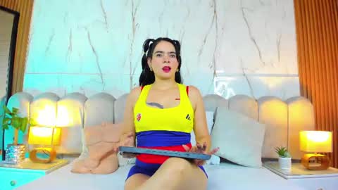 Snapshot of samantha_fiire chatting on 7, 7, 2026 samantha_fiire online show from 7, 7, 2026