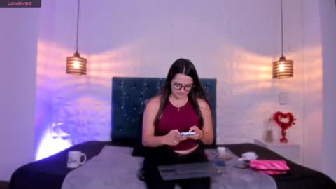 samantha_foxyy online show from 6, 2, 2026