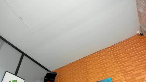 samantha_milfs online show from 28, 1, 2025