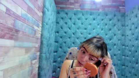 Snapshot of samanthaa_smitth chatting on 18, 1, 2026 Samantha Smitth online show from 18, 1, 2026