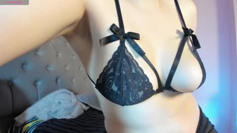 Snapshot of samanthaanderson chatting on 3, 12, 2024 Samantha Anderson online show from 3, 12, 2024