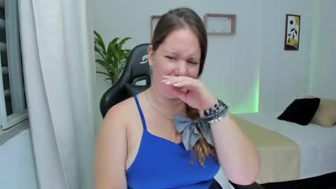 Samantha samy online show from 18, 12, 2024