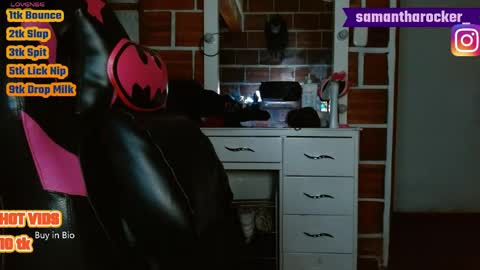 Snapshot of samantharocker4 chatting on 9, 4, 2026 Samantha Red online show from 9, 4, 2026