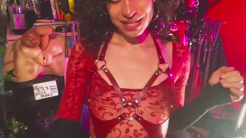 Samantha SayTen online show from 7, 11, 2025