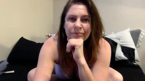 Samantha Vale online show from 27, 4, 2026