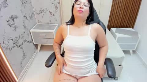 samaralee3 online show from 16, 2, 2026