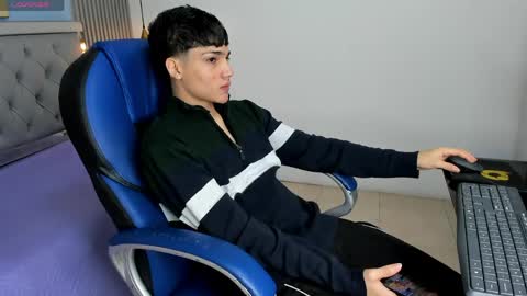 Sam online show from 16, 4, 2026