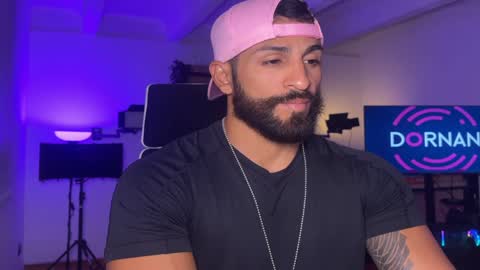 Sam Dornan online show from 1, 1, 2025