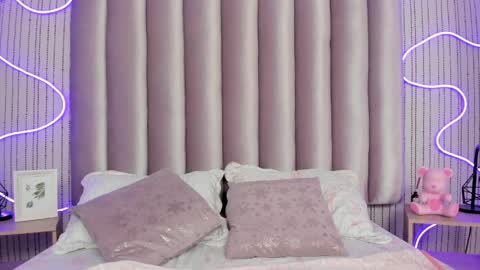 Samantha   online show from 6, 4, 2026