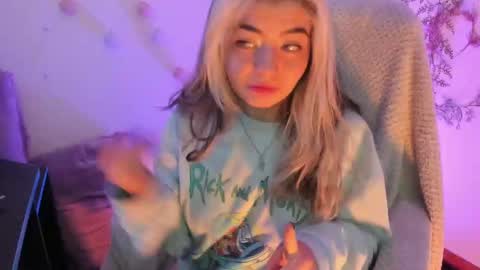 Snapshot of sammysammy_ chatting on 3, 12, 2024   online show from 3, 12, 2024