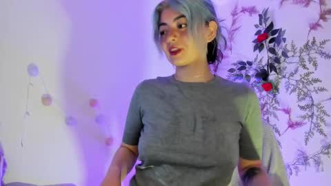 Snapshot of sammysammy_ chatting on 2, 3, 2025   online show from 2, 3, 2025