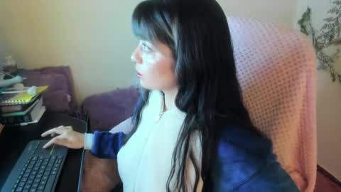 Snapshot of sammysammy_ chatting on 3, 10, 2025   online show from 3, 10, 2025