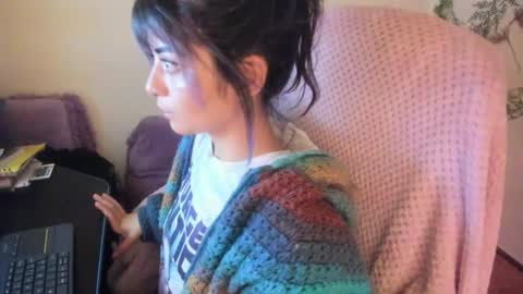 Snapshot of sammysammy_ chatting on 8, 10, 2025   online show from 8, 10, 2025
