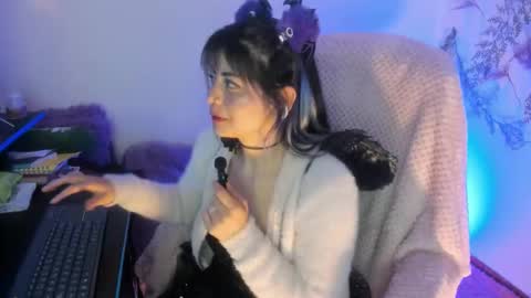 Snapshot of sammysammy_ chatting on 12, 10, 2025   online show from 12, 10, 2025