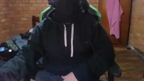 Snapshot of samsfeett chatting on 23, 9, 2025 Sam online show from 23, 9, 2025