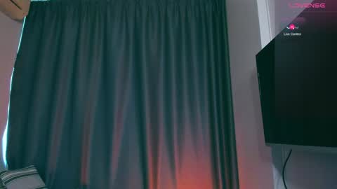 Snapshot of samuel_andrew chatting on 4, 2, 2025 Samuel online show from 4, 2, 2025