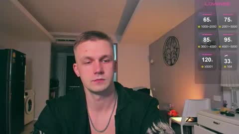 Snapshot of samuel_andrew chatting on 14, 10, 2025 Samuel online show from 14, 10, 2025