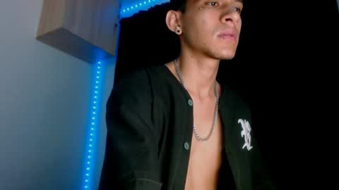   online show from 5, 12, 2024