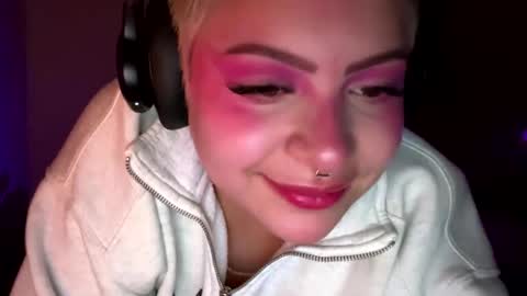 Samymoon online show from 7, 1, 2026