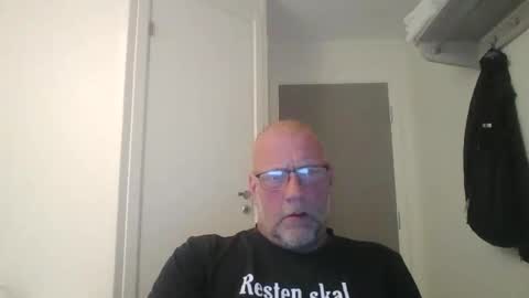 Snapshot of sandnesrune523 chatting on 21, 4, 2026 sandnesrune523 online show from 21, 4, 2026