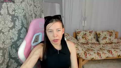 Sandra online show from 5, 7, 2026