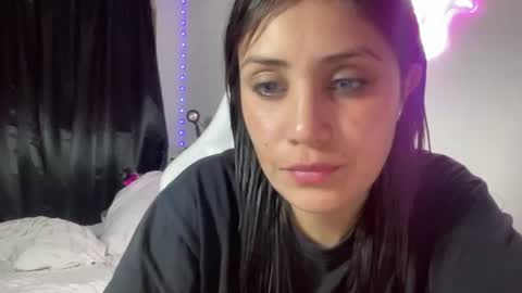 SANDRABREEZE online show from 8, 7, 2026