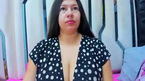 sandraclarkx69 online show from 4, 3, 2026