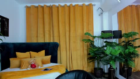 Sandra online show from 14, 11, 2025