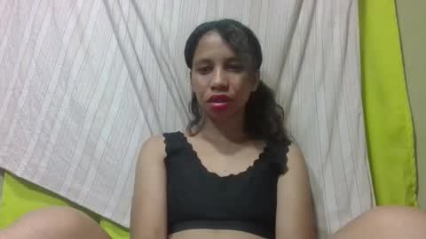 sandrinah788632 online show from 5, 11, 2025