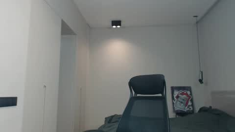 DeAlex online show from 5, 4, 2026