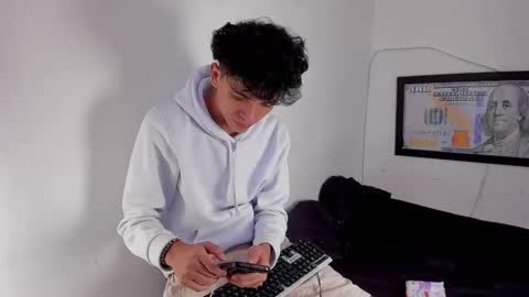 Snapshot of sandy_straw chatting on 22, 3, 2026 sandy_straw online show from 22, 3, 2026