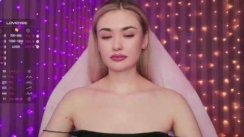 Sandy online show from 9, 3, 2025