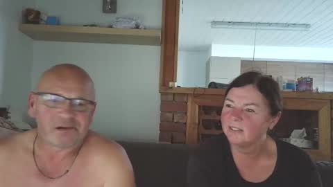 sanroom online show from 26, 9, 2025