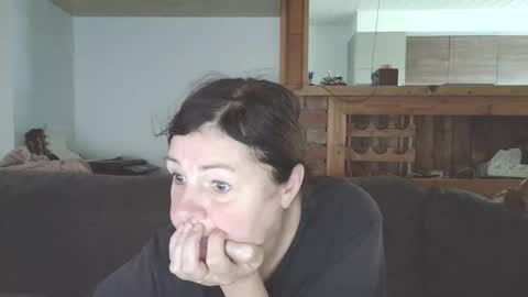 sanroom online show from 7, 10, 2025