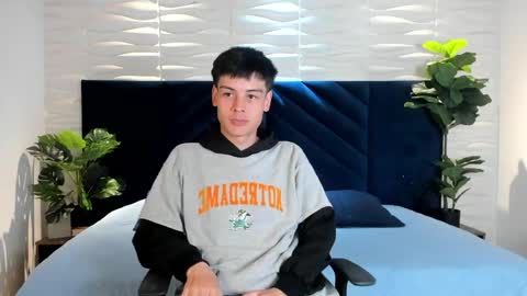 Santi  online show from 3, 5, 2026