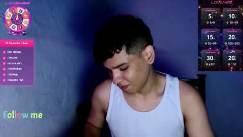 Snapshot of santiago_foxx chatting on 27, 5, 2026 santi online show from 27, 5, 2026