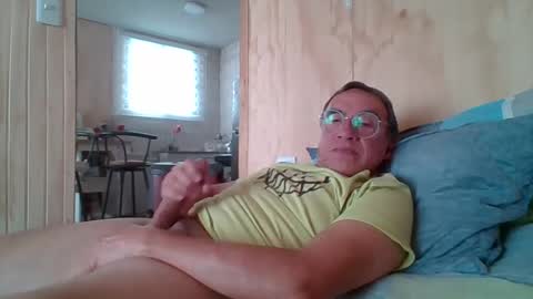 Snapshot of santiago_n chatting on 15, 6, 2026 santiago_n online show from 15, 6, 2026