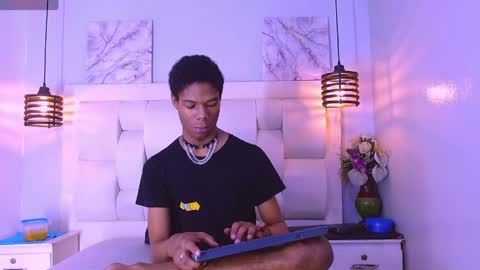 Santiiiiii  online show from 16, 4, 2026