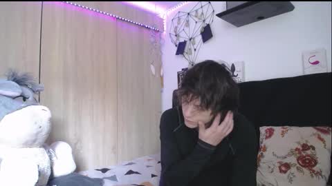 Santii online show from 31, 3, 2026