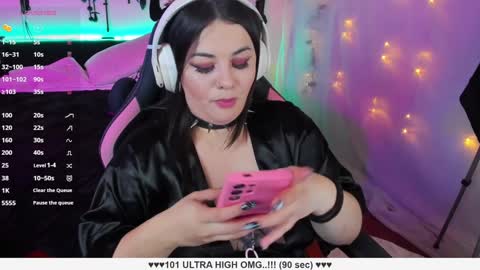 Snapshot of santos_liah chatting on 13, 12, 2024 Liah Santos online show from 13, 12, 2024