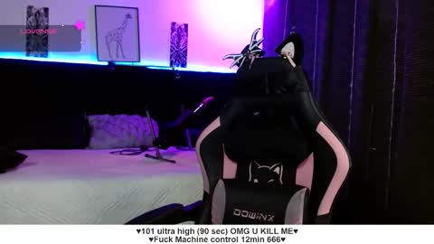 Snapshot of santos_liah chatting on 2, 10, 2025 Liah Santos online show from 2, 10, 2025