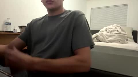 Snapshot of santostreamrcash chatting on 1, 12, 2025 santostreamrcash online show from 1, 12, 2025